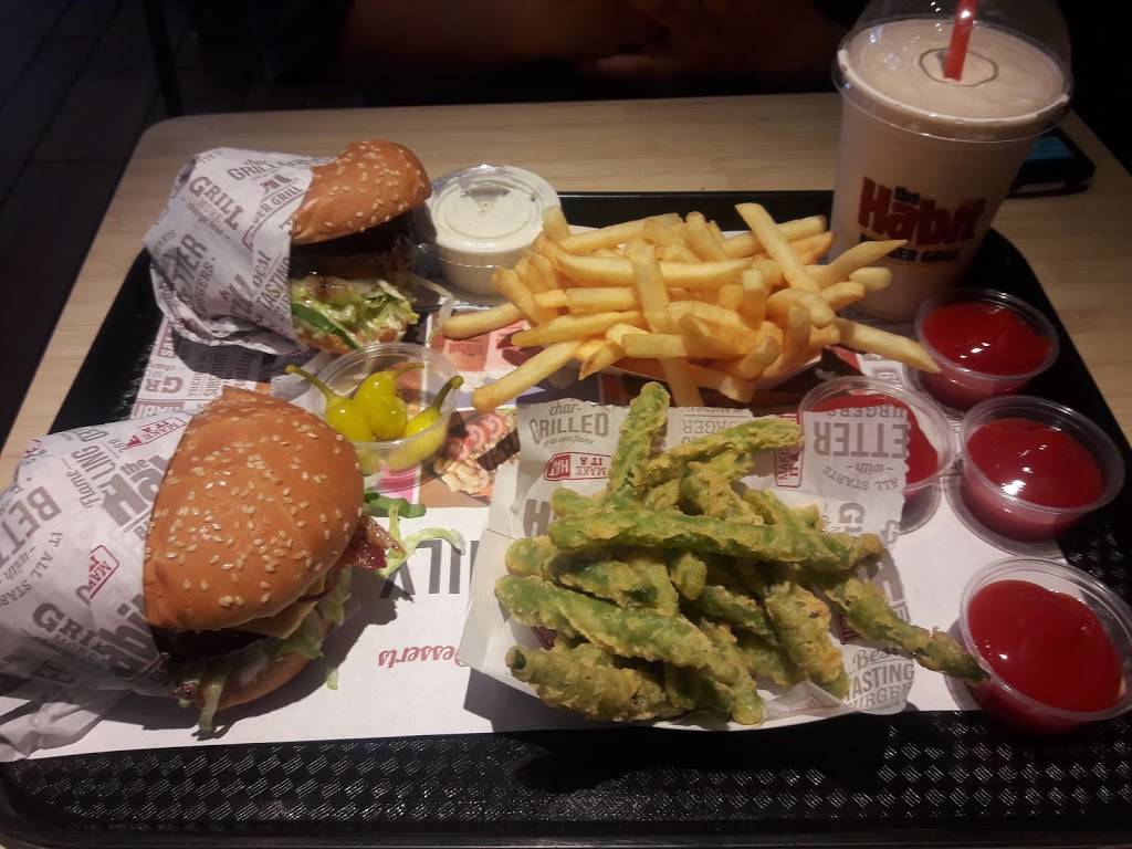 The Habit Burger Grill | restaurant | 1080 Monroe St #100, Albany, CA 94706, USA | 5105265560 OR +1 510-526-5560