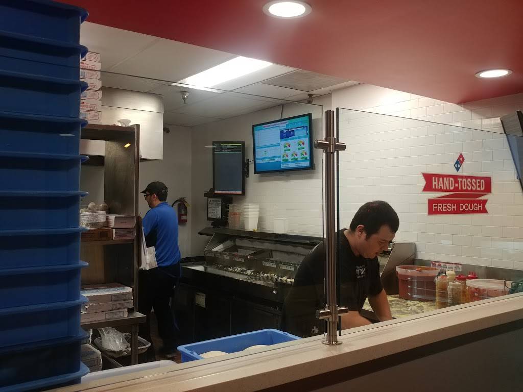 Dominos Pizza | meal delivery | 5595 E Santa Ana Canyon Rd, Anaheim, CA 92807, USA | 7146376111 OR +1 714-637-6111