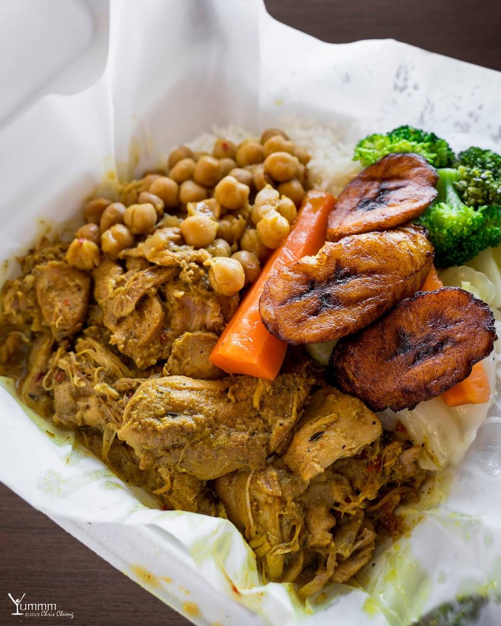 Chris Jerk | restaurant | 2570 Birchmount Rd, Scarborough, ON M1T 2M5, Canada | 4162975375 OR +1 416-297-5375