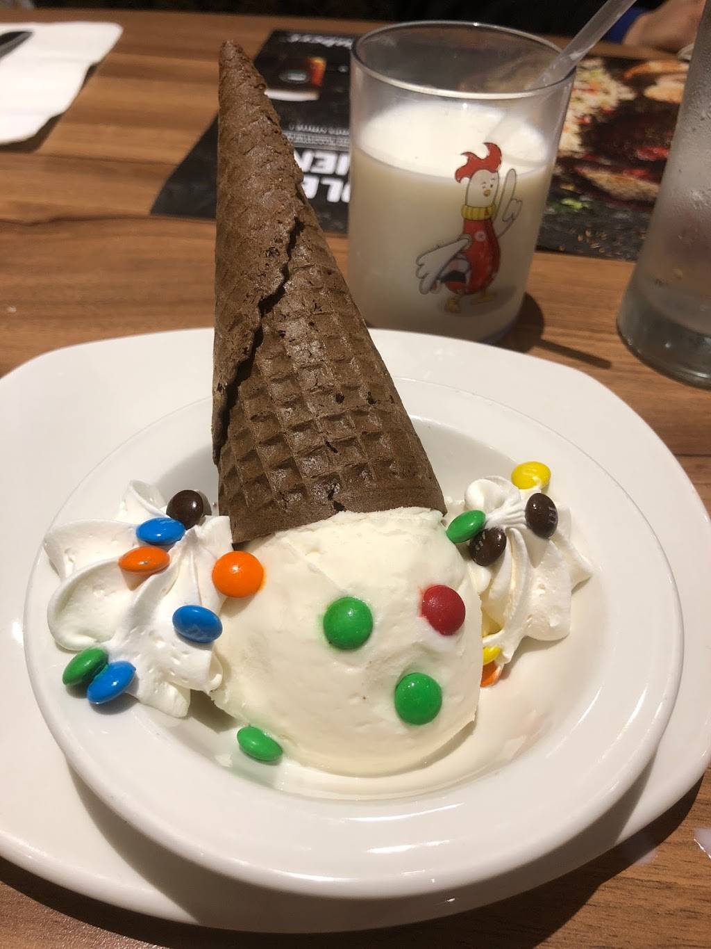 Rôtisserie St-Hubert | restaurant | 330 Rue de Saint Jovite, Mont-Tremblant, QC J8E 2Z9, Canada | 8194252721 OR +1 819-425-2721