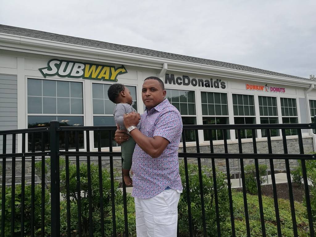 Subway | restaurant | I-95 East Northbound 1, Milford, CT 06460, USA | 2032830732 OR +1 203-283-0732