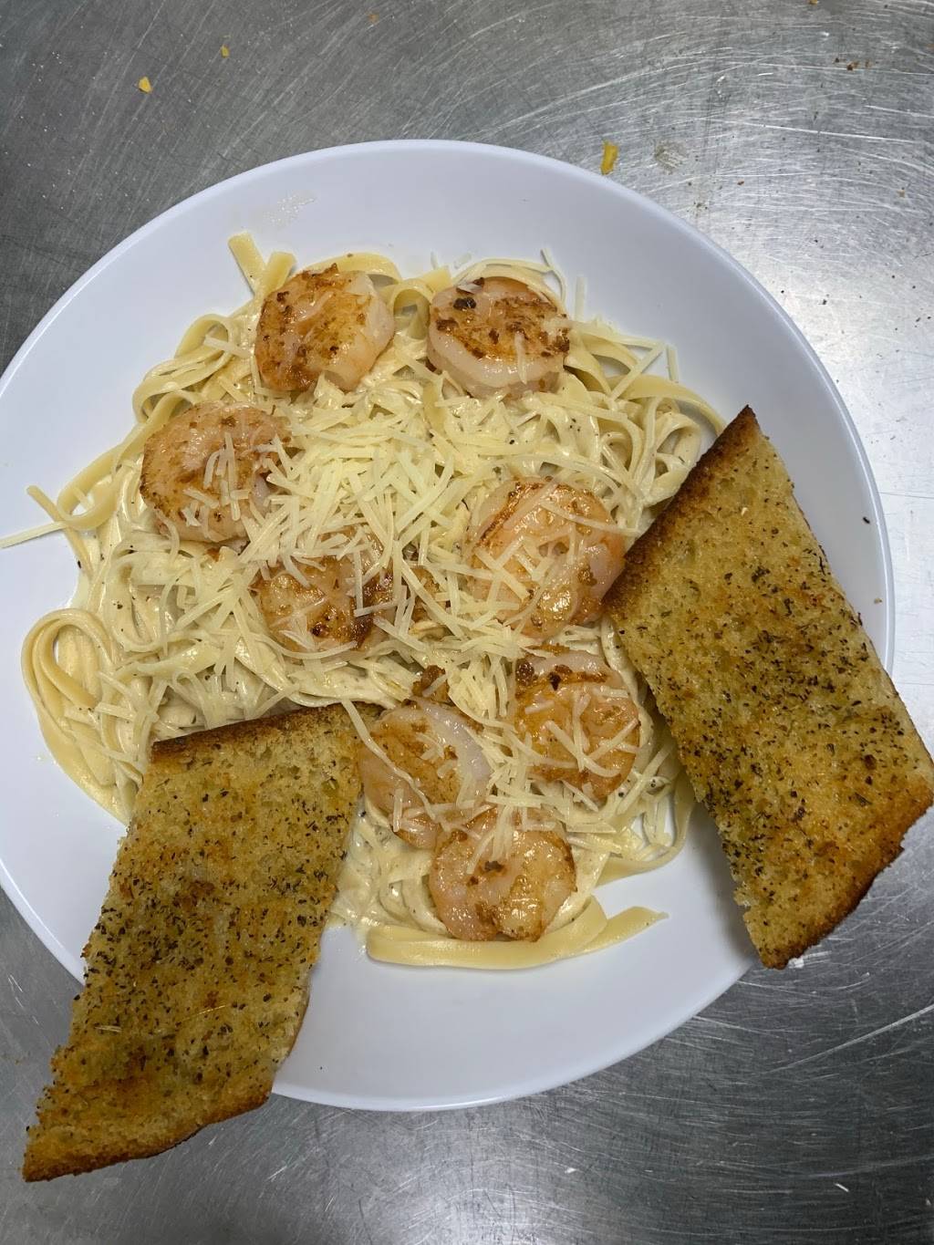 The Roost | restaurant | 103 Edgar, Eustace, TX 75124, USA | 9034258008 OR +1 903-425-8008