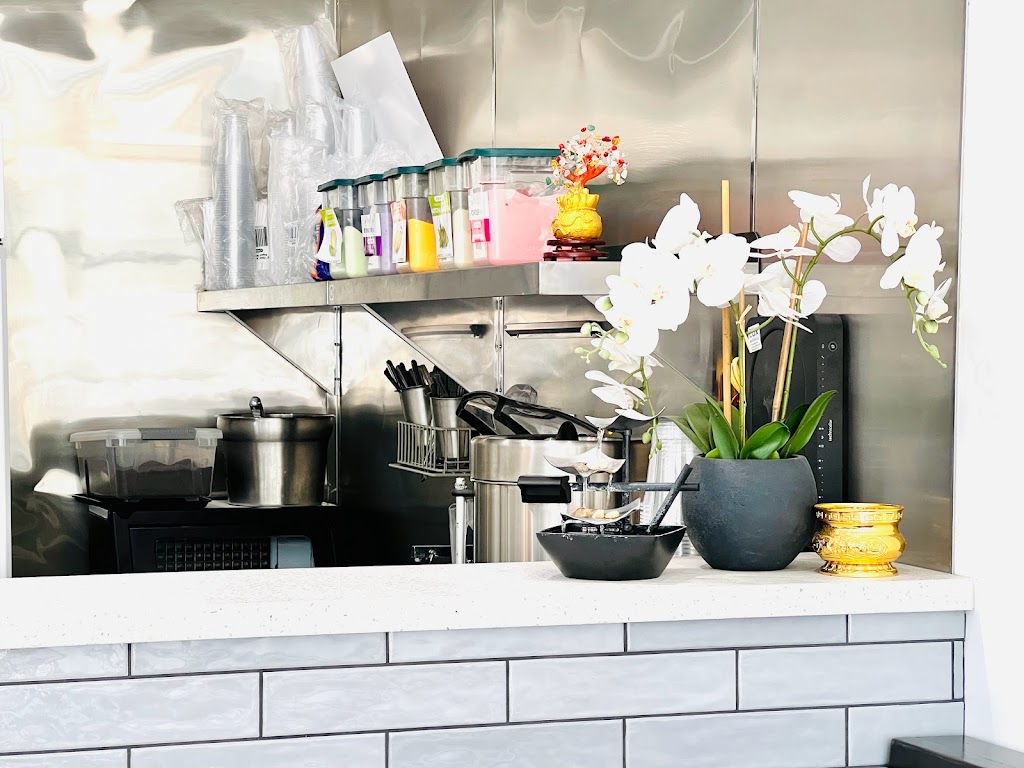 Pho Cali | restaurant | 764 Dennery Rd Suite 102, San Diego, CA 92154, USA | 8582944199 OR +1 858-294-4199