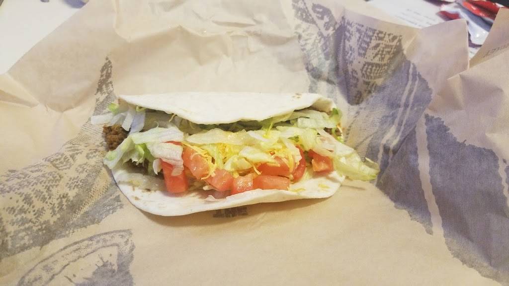 Del Taco | meal takeaway | 2101 Sylvan Ave, Modesto, CA 95355, USA | 2095519260 OR +1 209-551-9260