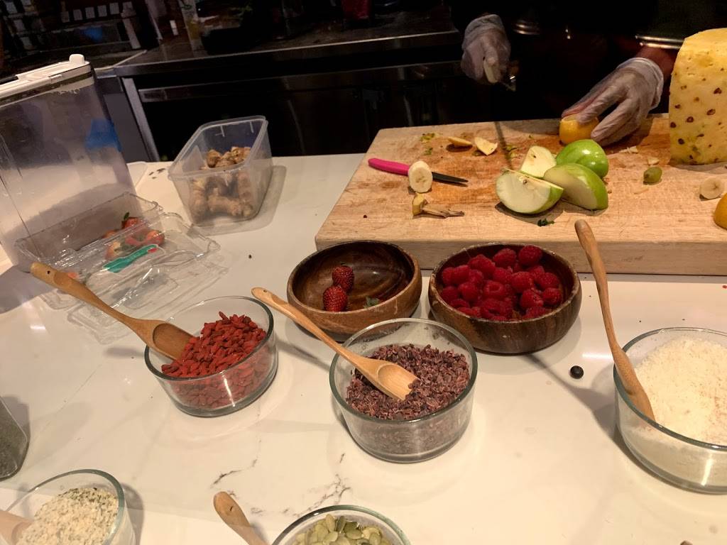 Loco Coco | restaurant | 55 Water St, Brooklyn, NY 11201, USA | 2128889900 OR +1 212-888-9900