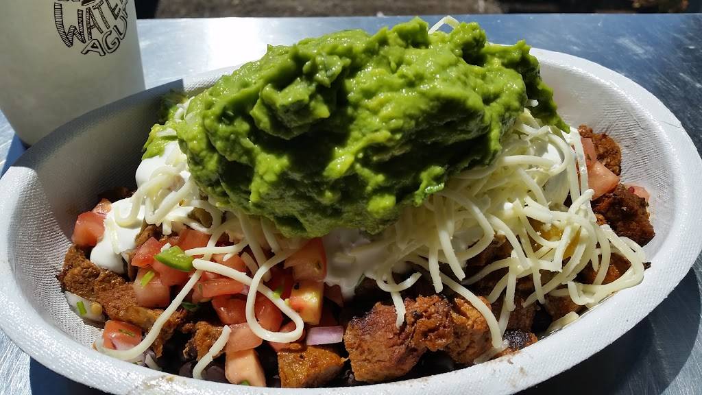 Chipotle Mexican Grill | restaurant | 2048 NE Stucki Ave, Hillsboro, OR 97124, USA | 5035330275 OR +1 503-533-0275