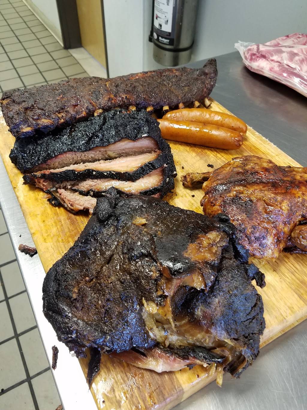 Smoakie Kitchen | restaurant | 4920 W Baseline Rd #115, Laveen Village, AZ 85339, USA | 6026878070 OR +1 602-687-8070