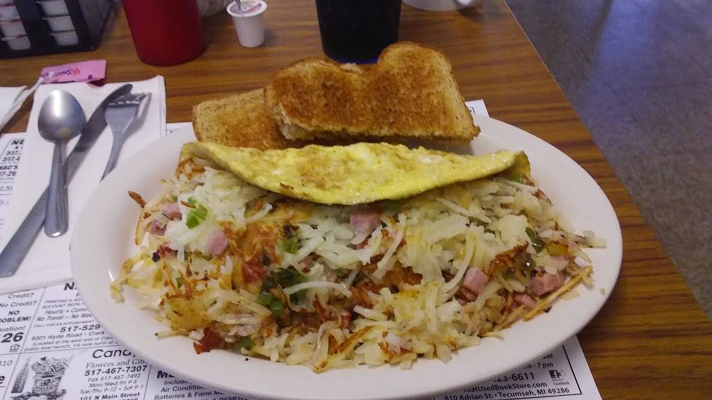 Village Inn | restaurant | 121 W Main St, Morenci, MI 49256, USA | 5174582538 OR +1 517-458-2538