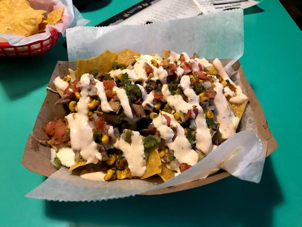 Barrio Willoughby | restaurant | 4061 Erie St, Willoughby, OH 44094, USA | 4408561400 OR +1 440-856-1400