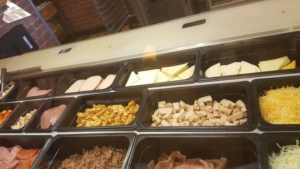 Subway | restaurant | 7850 Poplar Ave, Germantown, TN 38138, USA | 9017575167 OR +1 901-757-5167