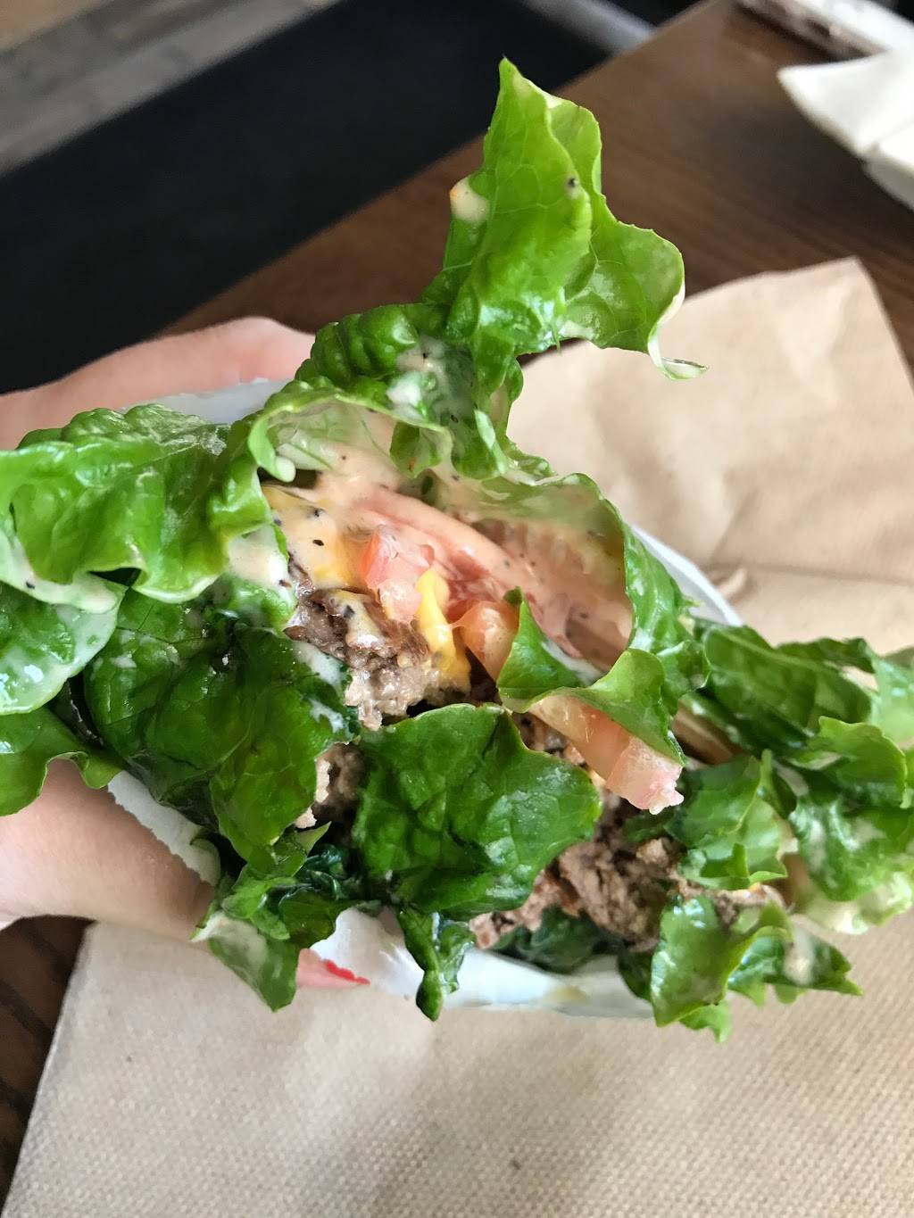 Burger Yum | restaurant | 400 N 2nd St, Harrisburg, PA 17101, USA | 7177277127 OR +1 717-727-7127