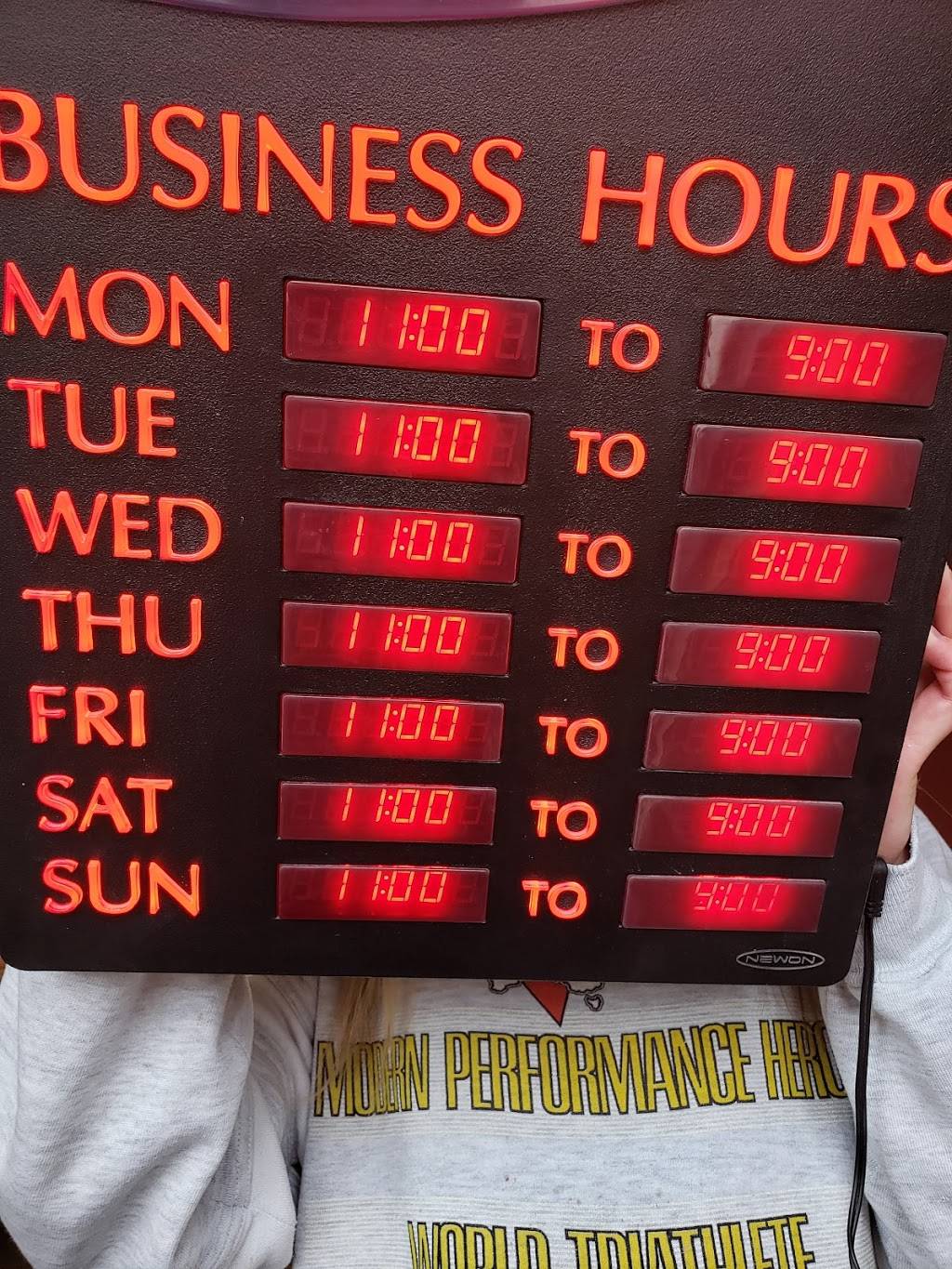 Lake City Drive In | restaurant | 808 W Main St, Lake City, IA 51449, USA | 7124643005 OR +1 712-464-3005