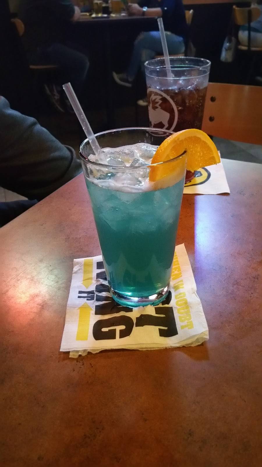 Buffalo Wild Wings | restaurant | 1080 N Bridge St, Chillicothe, OH 45601, USA | 7407799464 OR +1 740-779-9464