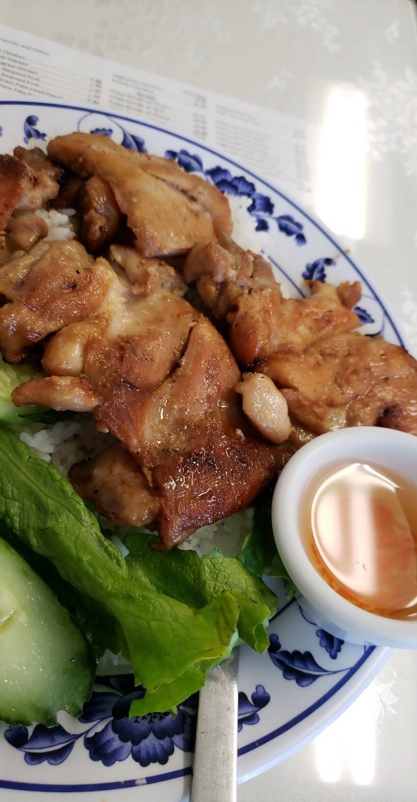 Ba-Le Sandwich & Thai Cuisine | restaurant | 3131 N Nimitz Hwy, Honolulu, HI 96819, USA | 8088361668 OR +1 808-836-1668