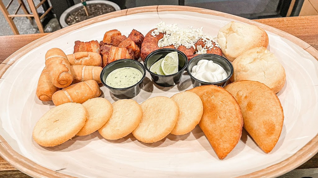 Francisca Charcoal Chicken & Meats (Davie) | restaurant | 2258 S University Dr, Davie, FL 33324, USA | 9545306573 OR +1 954-530-6573