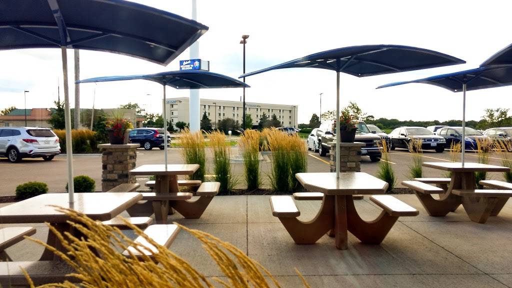 Culvers | restaurant | 645 Midland Rd, Janesville, WI 53546, USA | 6085543712 OR +1 608-554-3712