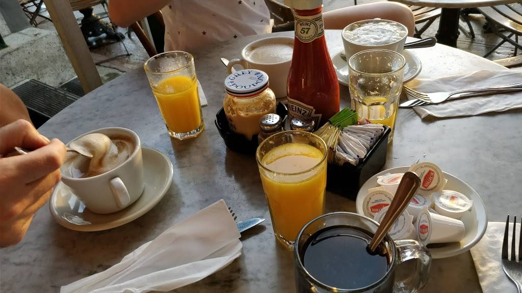 News Cafe | cafe | 800 Ocean Dr, Miami Beach, FL 33139, USA | 3055386397 OR +1 305-538-6397