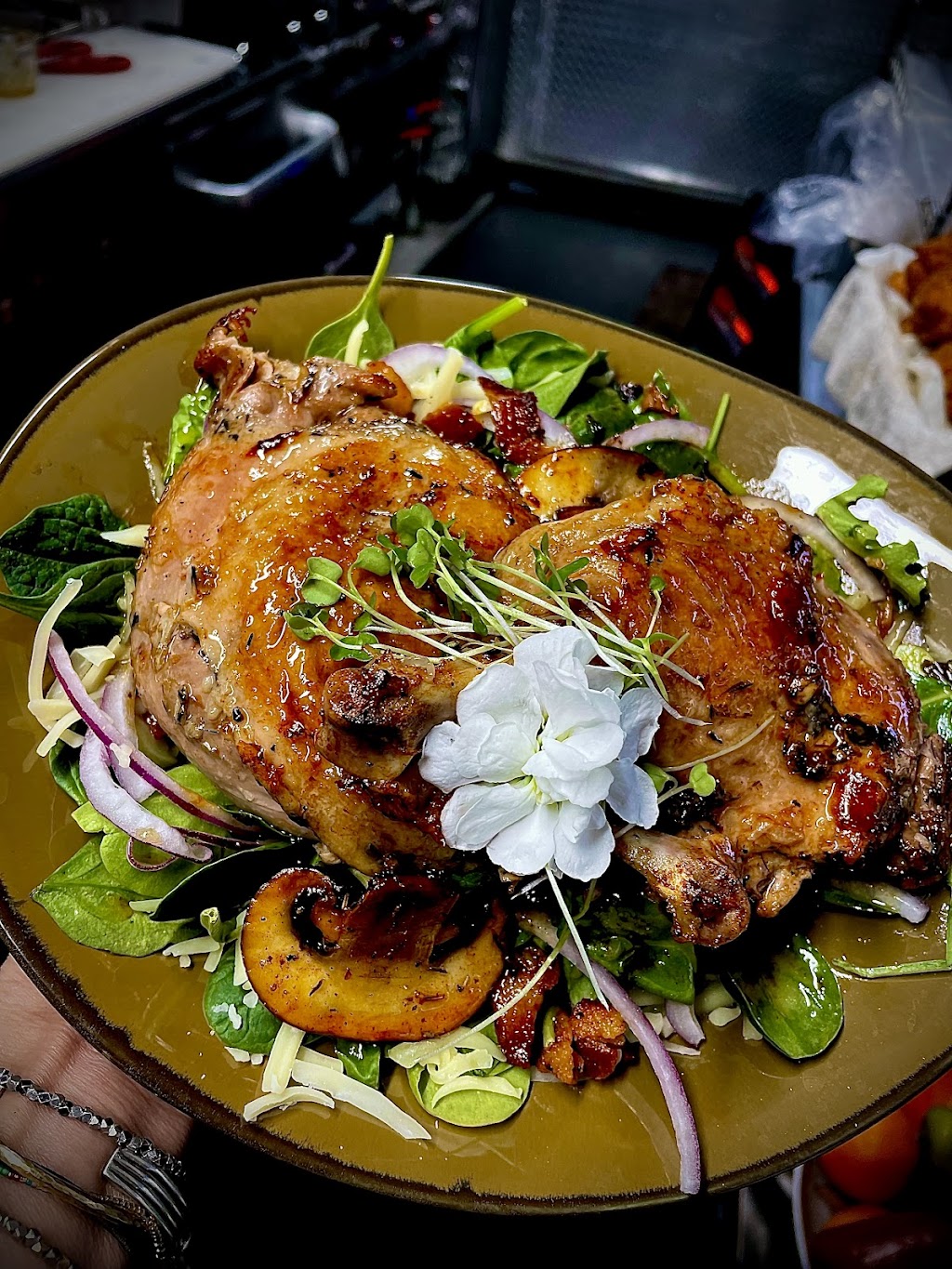 Roam | restaurant | 139 Broadway St, entrance on, E 2nd St Unit E, Eagle, CO 81631, USA | 9703284696 OR +1 970-328-4696