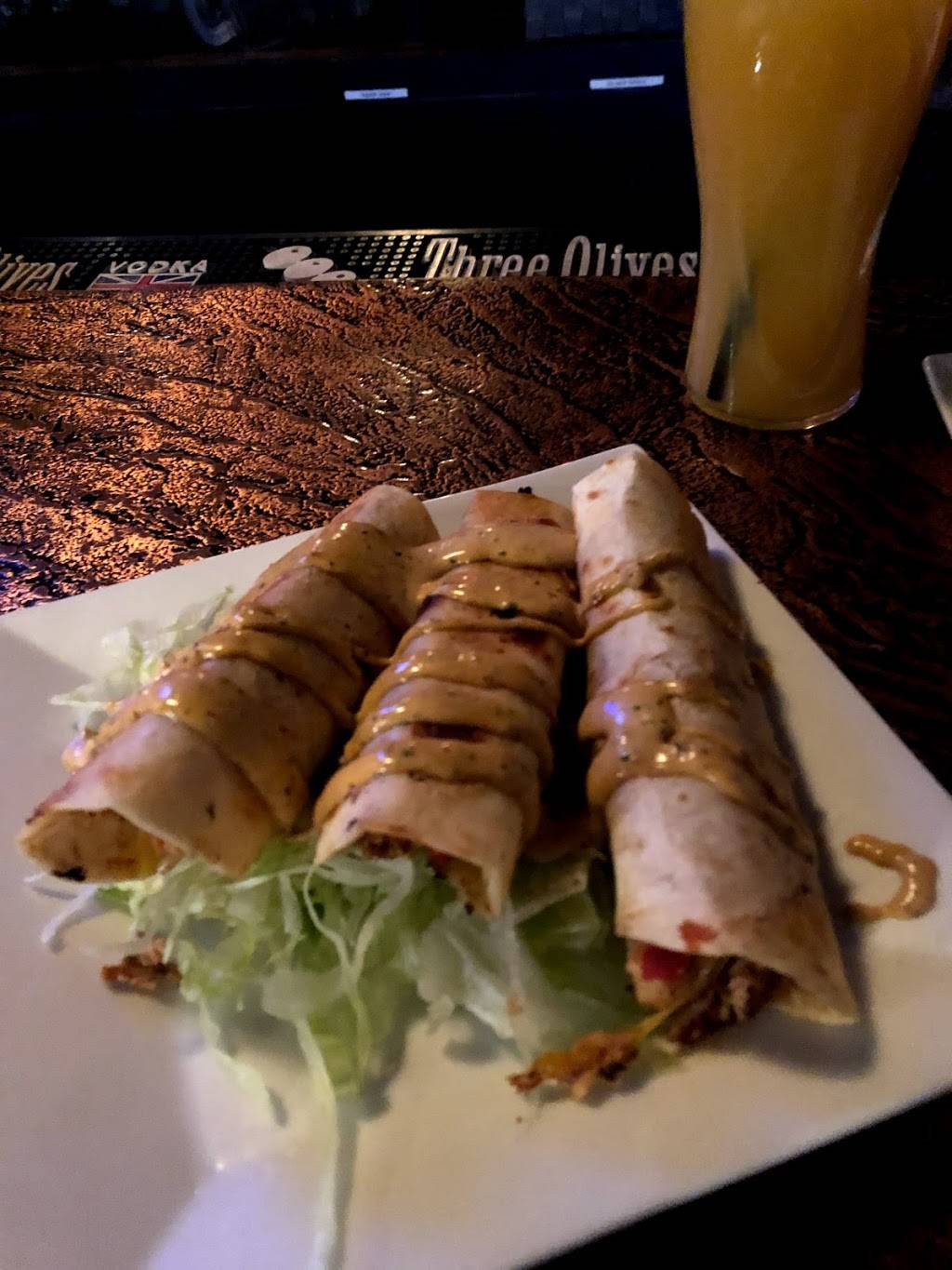 The Port Public House | restaurant | 1229 Hull St, Baltimore, MD 21230, USA | 4102446442 OR +1 410-244-6442