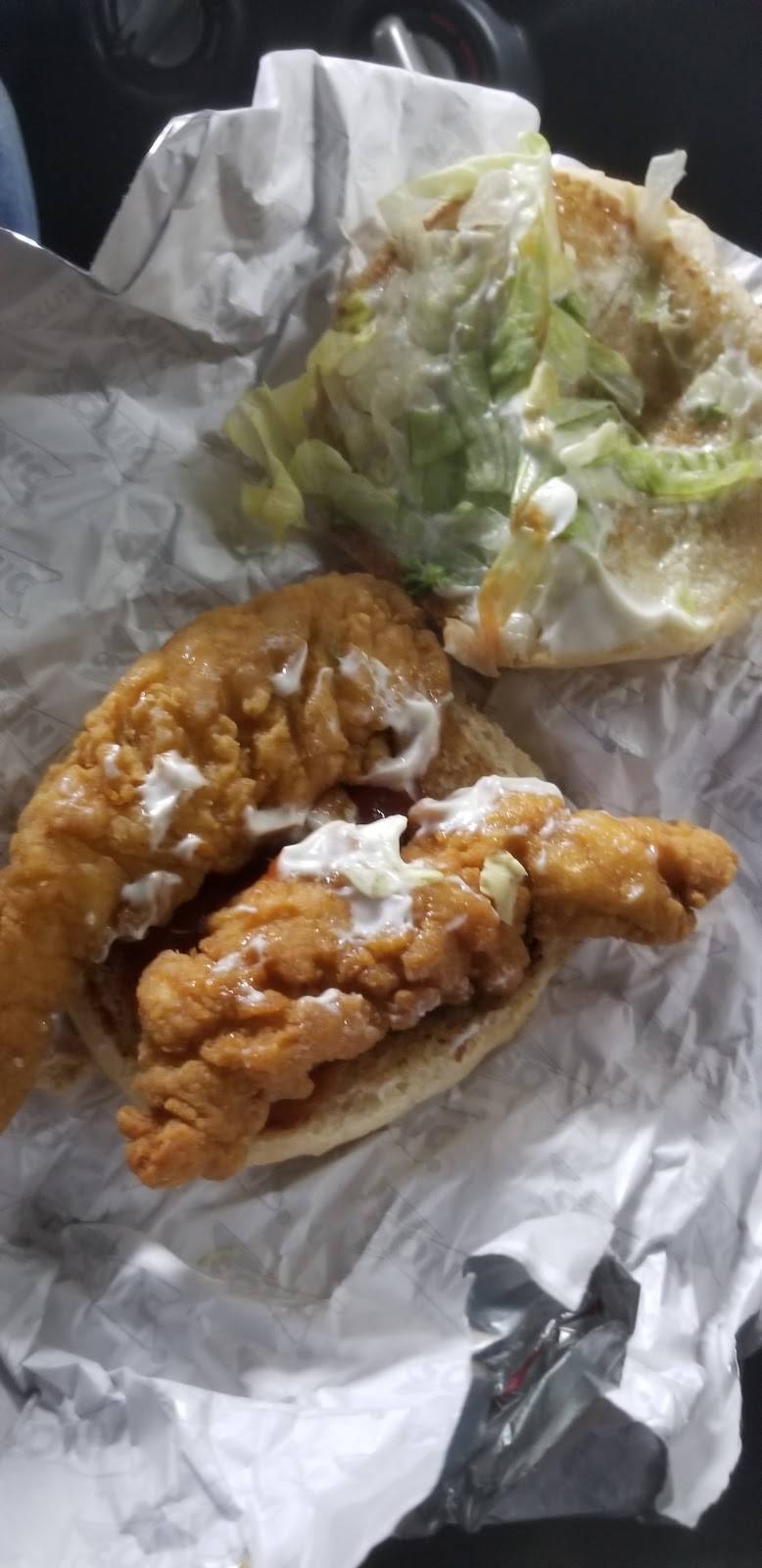 Sonic Drive-In | restaurant | 12453 Lamplight Village Ave, Austin, TX 78758, USA | 5123397232 OR +1 512-339-7232