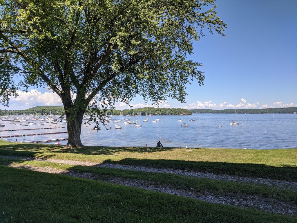 Bri’s Fries | restaurant | 181 E Lakeshore Dr, Colchester, VT 05446, USA | 8028916644 OR +1 802-891-6644