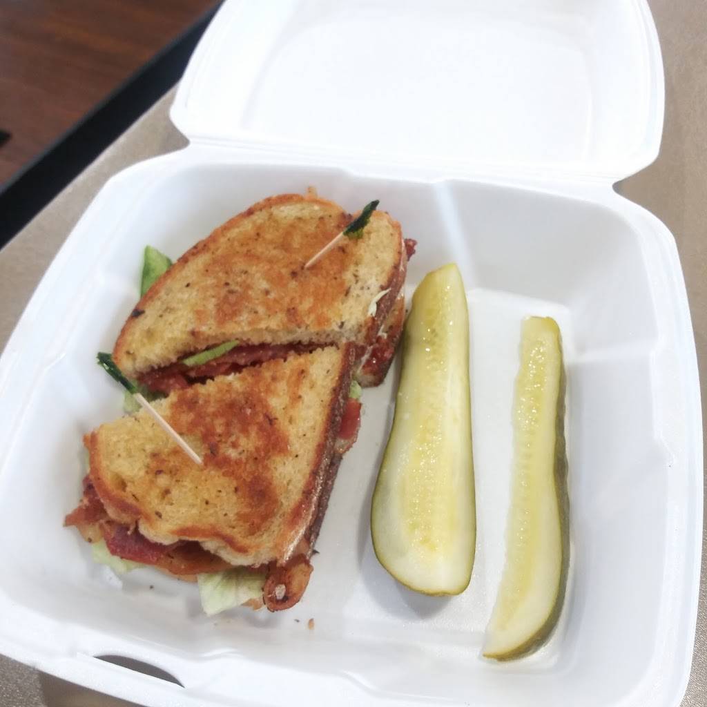 Johns Best Gyros | restaurant | 5309 Northfield Rd, Bedford Heights, OH 44146, USA | 2165819750 OR +1 216-581-9750