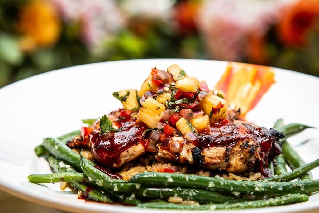 Houlihans | restaurant | 275 S Airport Blvd, South San Francisco, CA 94080, USA | 6505882265 OR +1 650-588-2265