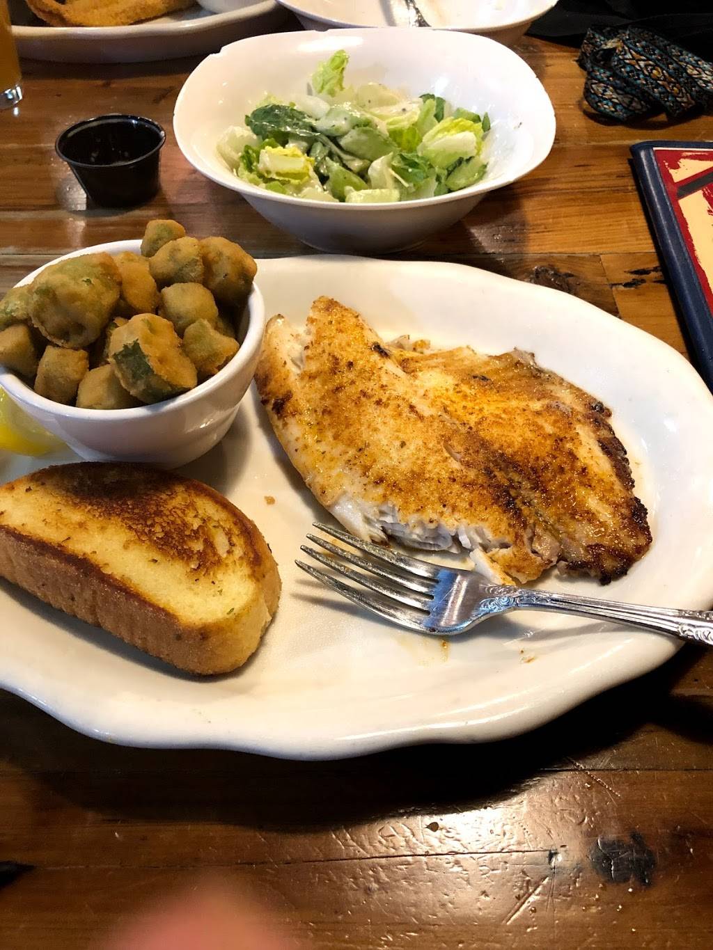 Penny Hill Bar and Char | restaurant | 1150 W Lindsey St, Norman, OK 73072, USA | 4053668767 OR +1 405-366-8767