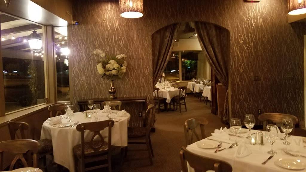 La Finestra Ristorante | restaurant | 1419 Moraga Way, Moraga, CA 94556, USA | 9253764444 OR +1 925-376-4444