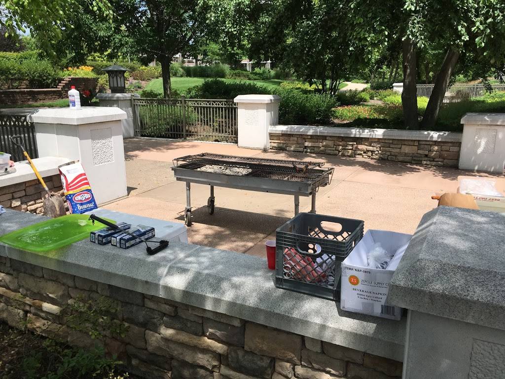 Masis Pizza & Catering | restaurant | 222 N Western Ave, Carpentersville, IL 60110, USA | 8474263700 OR +1 847-426-3700