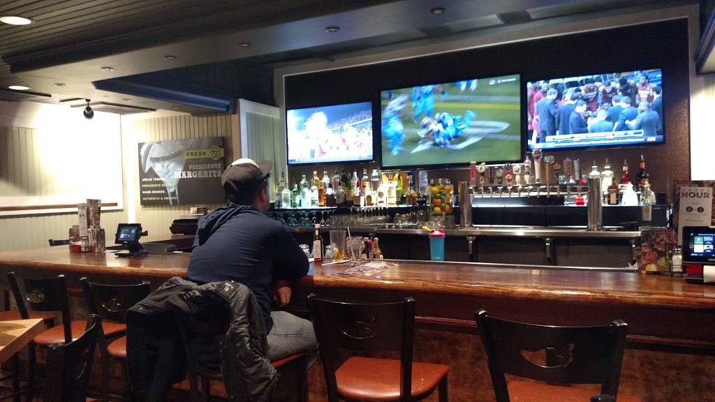 Chilis Grill & Bar | restaurant | 88 Wadsworth Blvd, Lakewood, CO 80226, USA | 3032382996 OR +1 303-238-2996