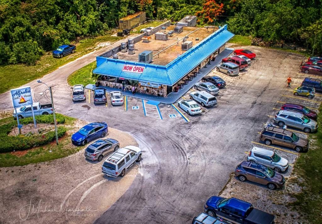 Alfredos Cookhouse | restaurant | 102250, 102250 Overseas Hwy, Key Largo, FL 33037, USA | 3054536616 OR +1 305-453-6616