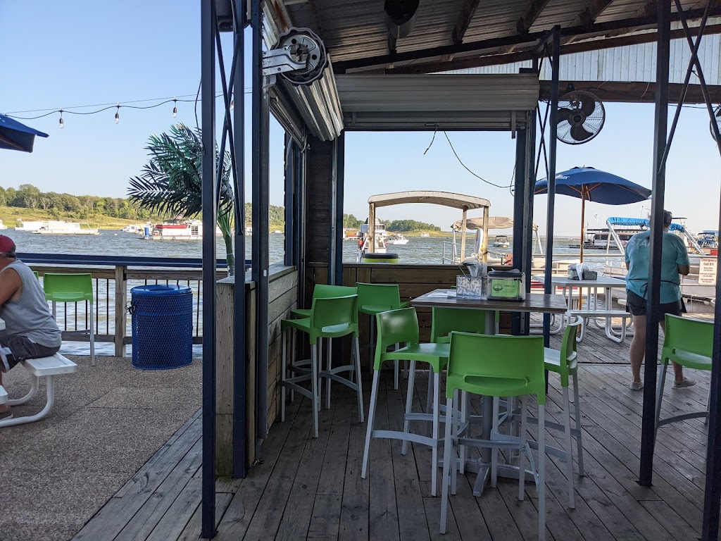 Fleetwood at Saylorville | restaurant | 6170 NW Polk City Dr, Polk City, IA 50226, USA | 5159918123 OR +1 515-991-8123