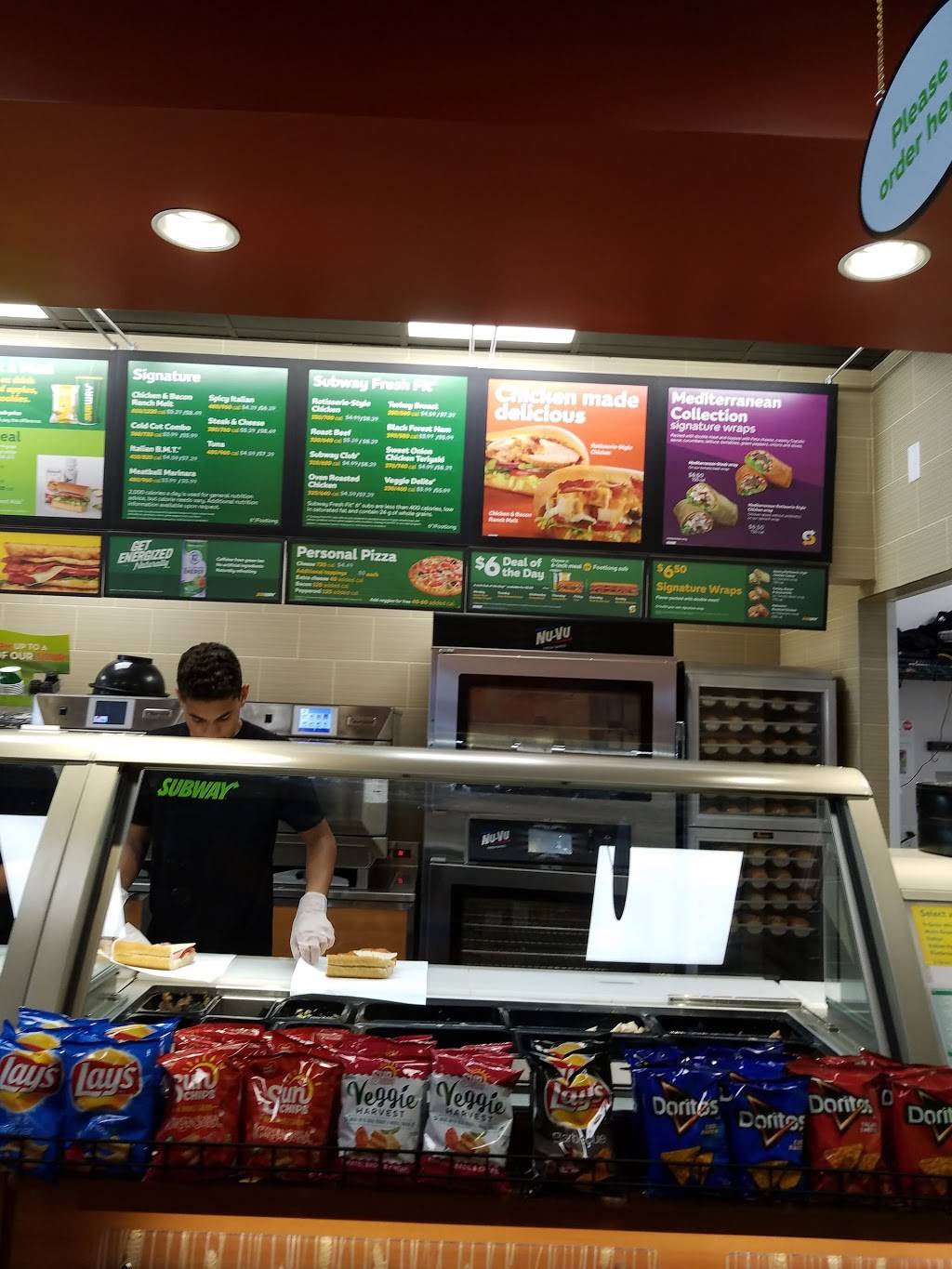 Subway | restaurant | 54 Highland Common E, Berlin, MA 01503, USA | 9785623111 OR +1 978-562-3111