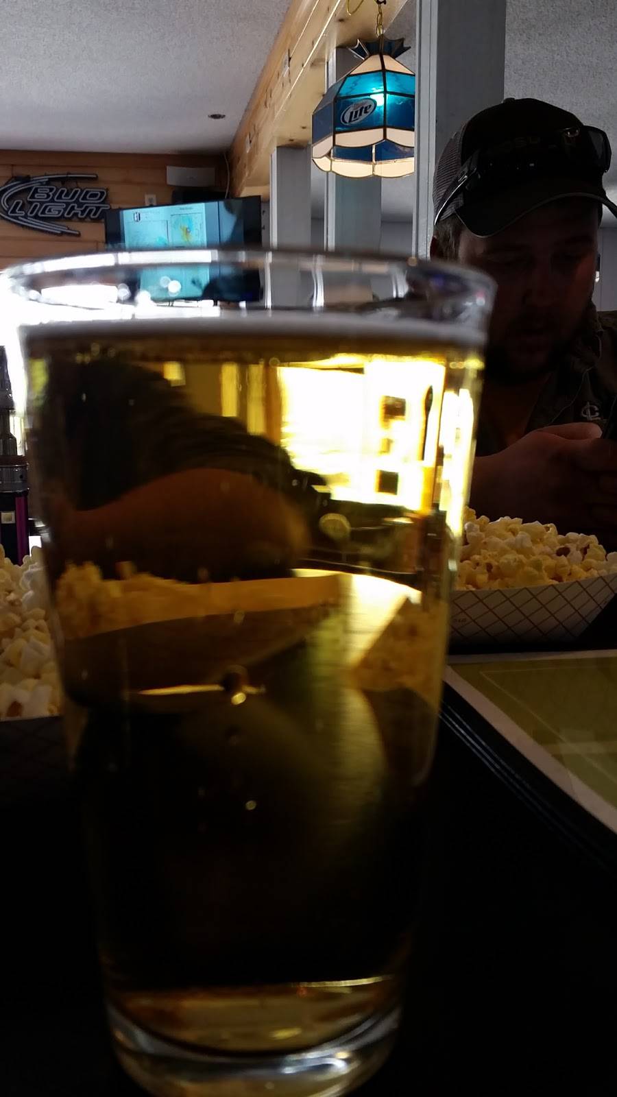 Trailside Lounge & Grill Inc | restaurant | 9994 Spruce St, Meadowlands, MN 55765, USA | 2184272773 OR +1 218-427-2773