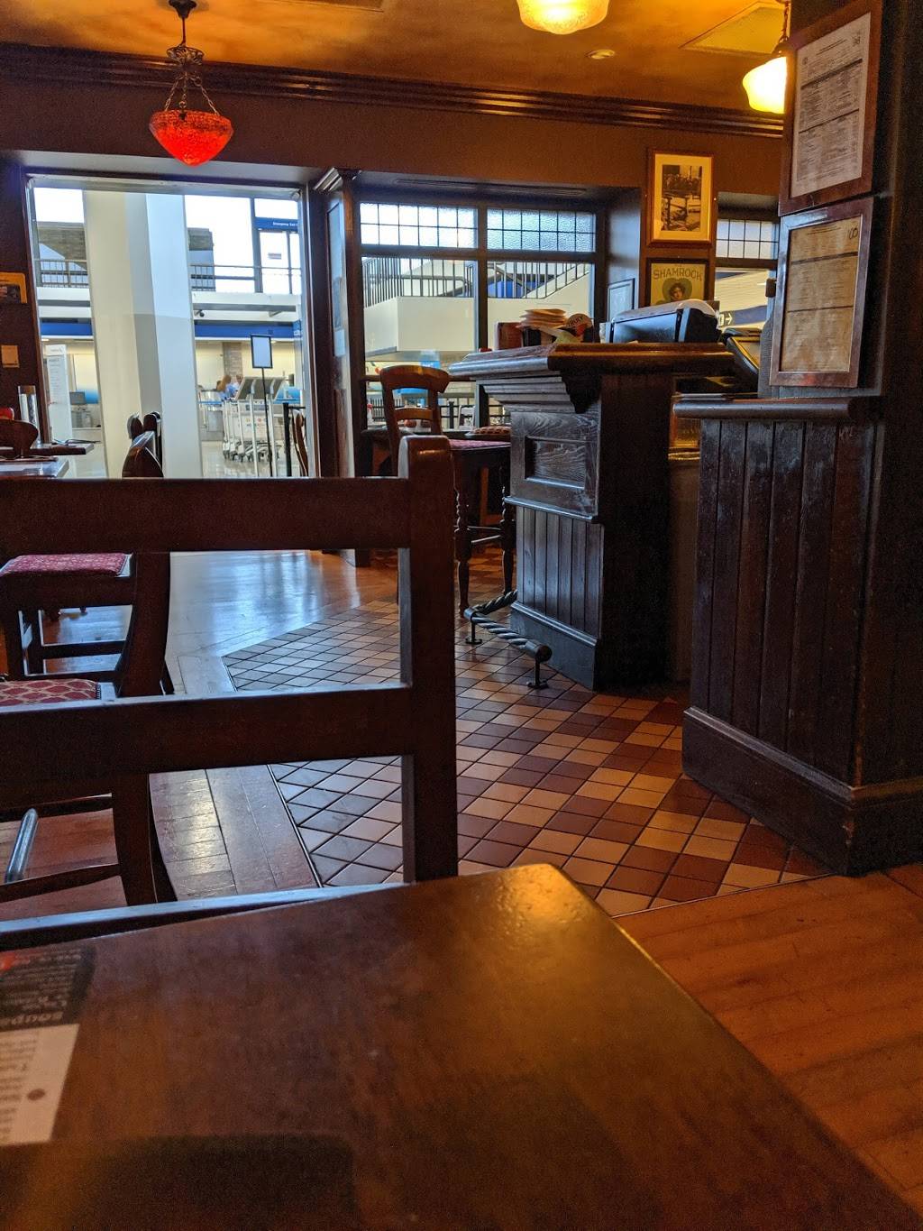 Maggie OSheas | restaurant | 2491 Winchester Rd, Memphis, TN 38116, USA | 9019228251 OR +1 901-922-8251