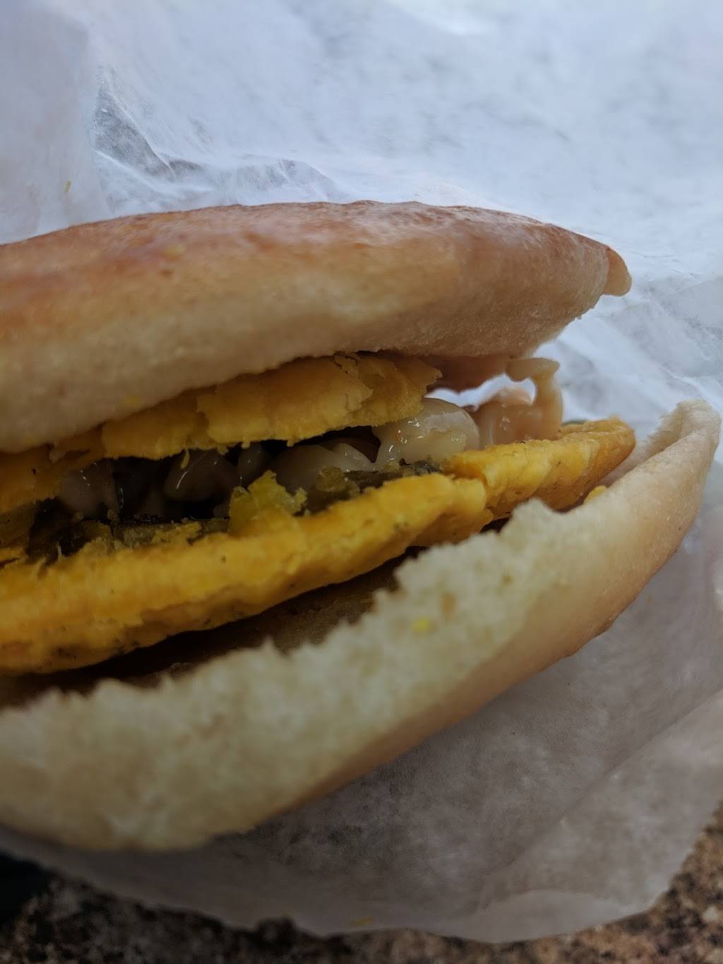 Bakers Jerk House | restaurant | 50 Sunnyvale Gate, Brampton, ON L6S 6J3, Canada | 9054586449 OR +1 905-458-6449