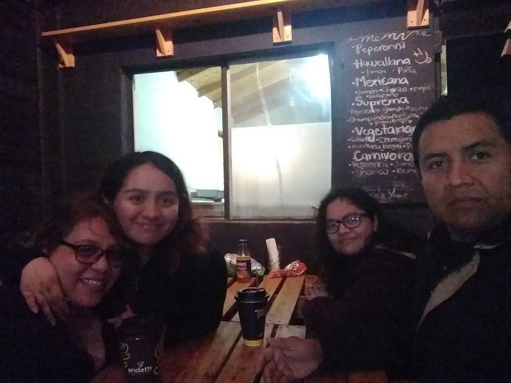 Black Box Pizza | restaurant | Villa de Juárez, Baja California, Mexico | 016461900123 OR +52 646 190 0123