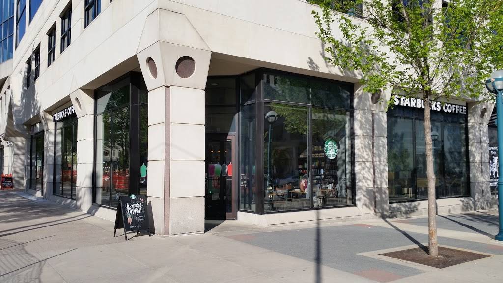 Starbucks | cafe | 1 E Main St, Madison, WI 53703, USA | 6082505020 OR +1 608-250-5020