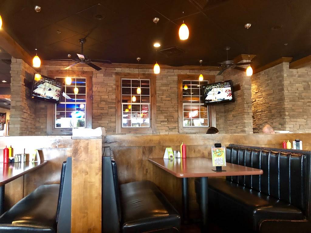 Grubs Uptown | restaurant | 3467 N Shiloh Dr, Fayetteville, AR 72703, USA | 4795824782 OR +1 479-582-4782