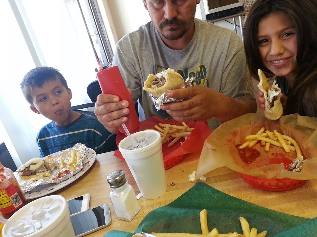 Montys Gyro & Sub | restaurant | 1208 N Eastern Ave, Moore, OK 73160, USA | 4057991440 OR +1 405-799-1440