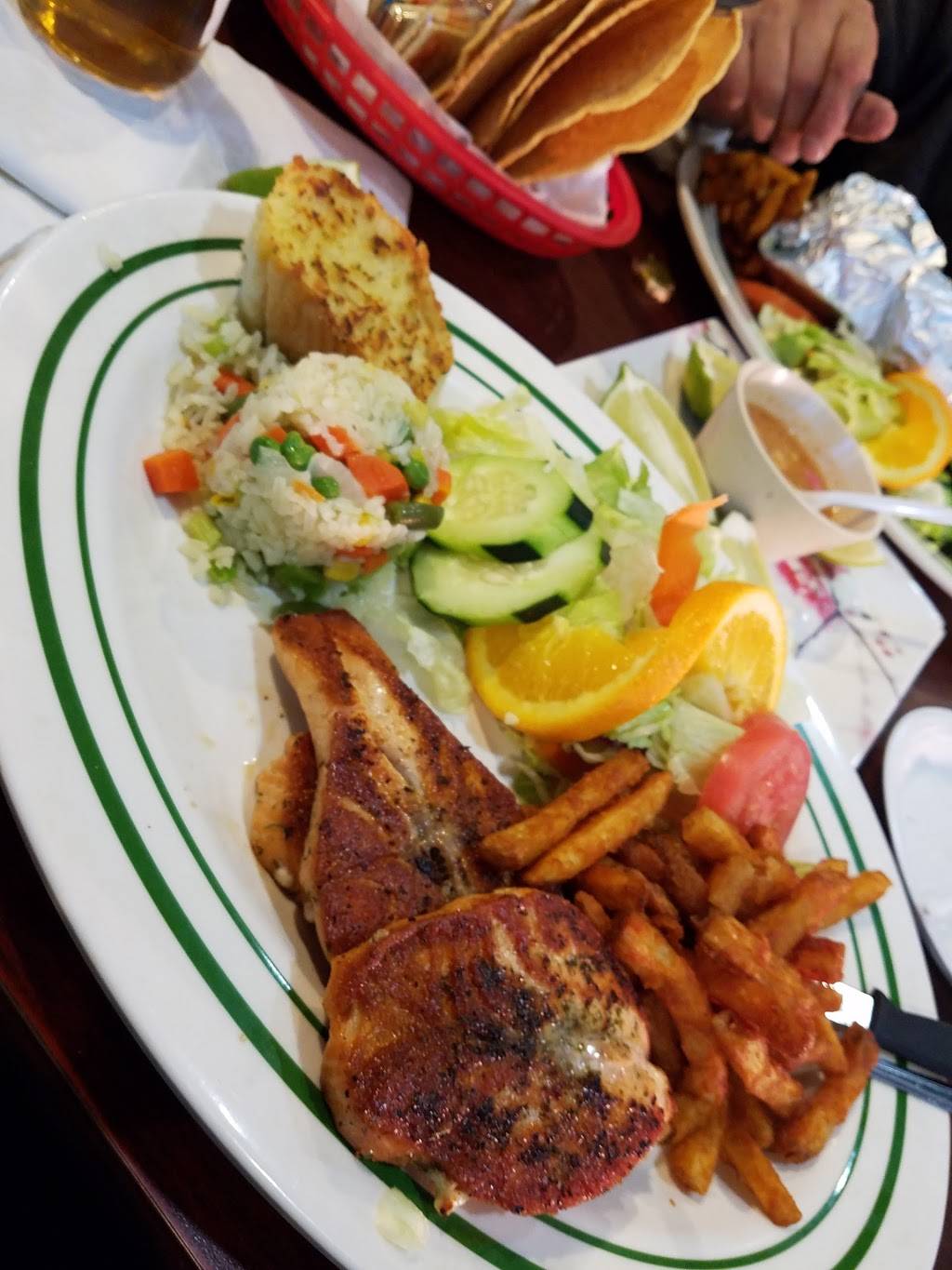 Mariscos El Veneno | restaurant | 4151, 6835 S Pulaski Rd, Chicago, IL 60629, USA | 7737357888 OR +1 773-735-7888