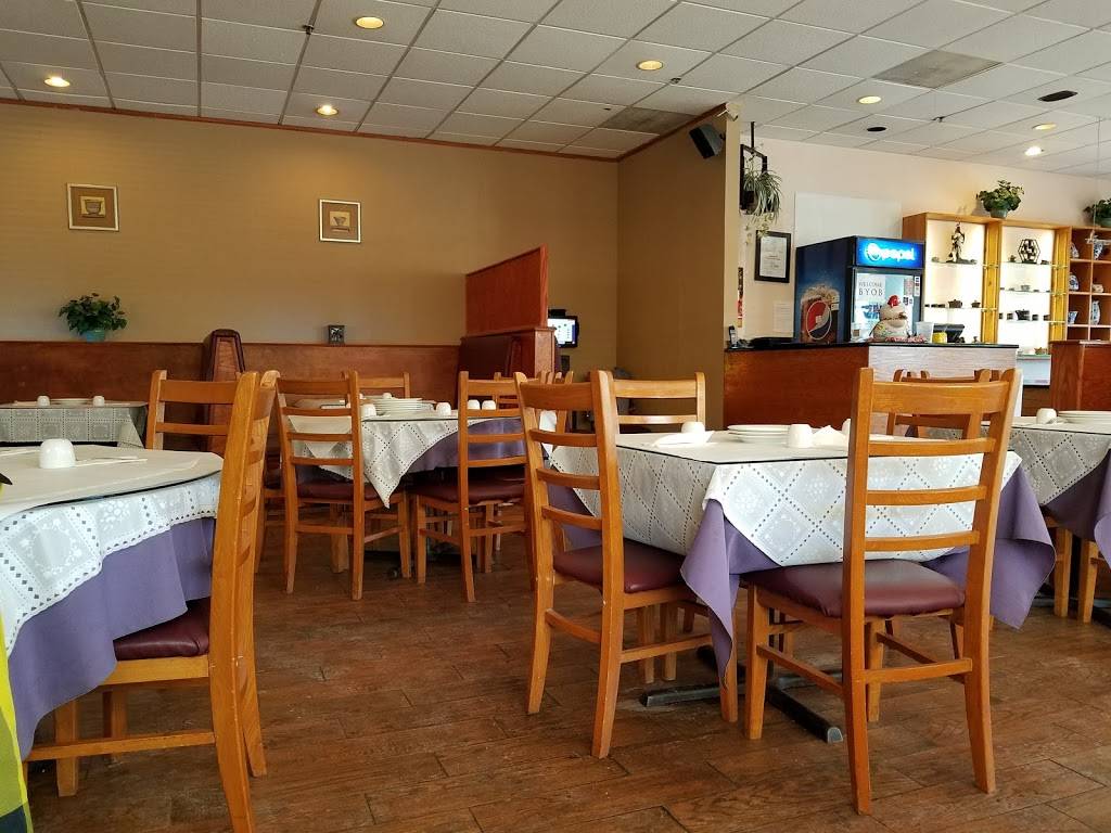 Yus Bistro | restaurant | 658 IL-59, Naperville, IL 60540, USA | 6308486998 OR +1 630-848-6998