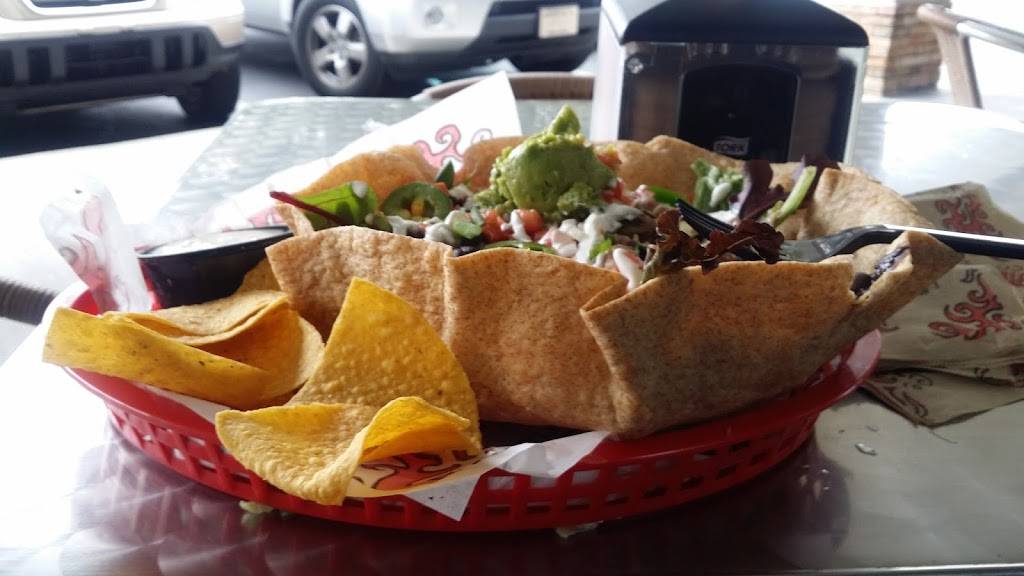 Tijuana Flats | restaurant | Quail Corners Shopping Center, 1310 E Millbrook Rd, Raleigh, NC 27609, USA | 9197906409 OR +1 919-790-6409