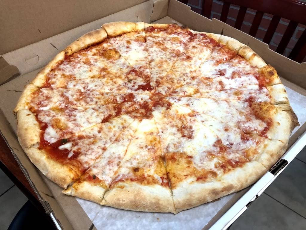 Amalfi Pizza | restaurant | 208 Suburban Dr, Newark, DE 19711, USA | 3027385950 OR +1 302-738-5950