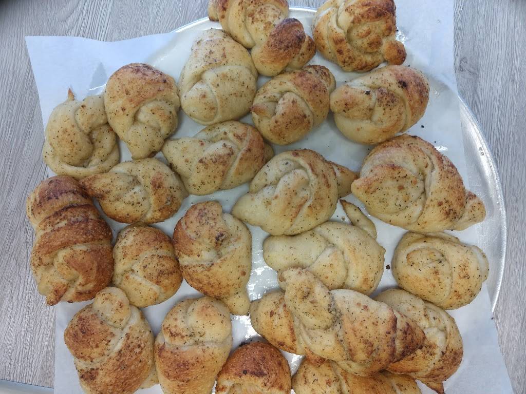 Walden pizzeria | meal takeaway | 3575 Walden Ave, Lancaster, NY 14086, USA | 7169010195 OR +1 716-901-0195