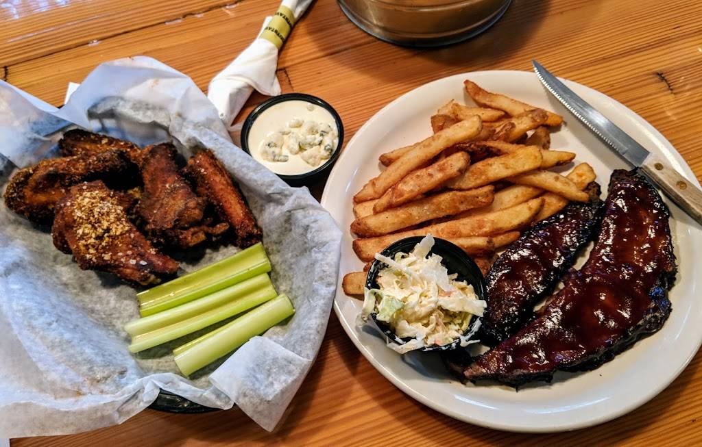 Maddys Tavern | restaurant | 9205 US-31, Grawn, MI 49637, USA | 2312766244 OR +1 231-276-6244
