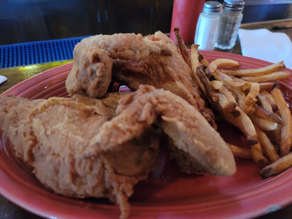 Softails Bar & Grill | restaurant | 246 N Main Ave, Ladd, IL 61329, USA | 8158942221 OR +1 815-894-2221