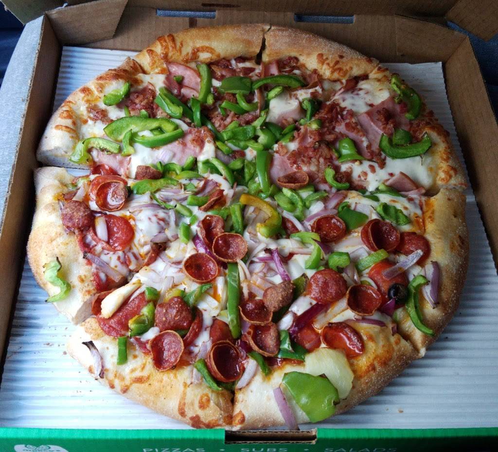 Marcos Pizza | restaurant | 3220 Teasley Ln #108, Denton, TX 76210, USA | 9403040040 OR +1 940-304-0040