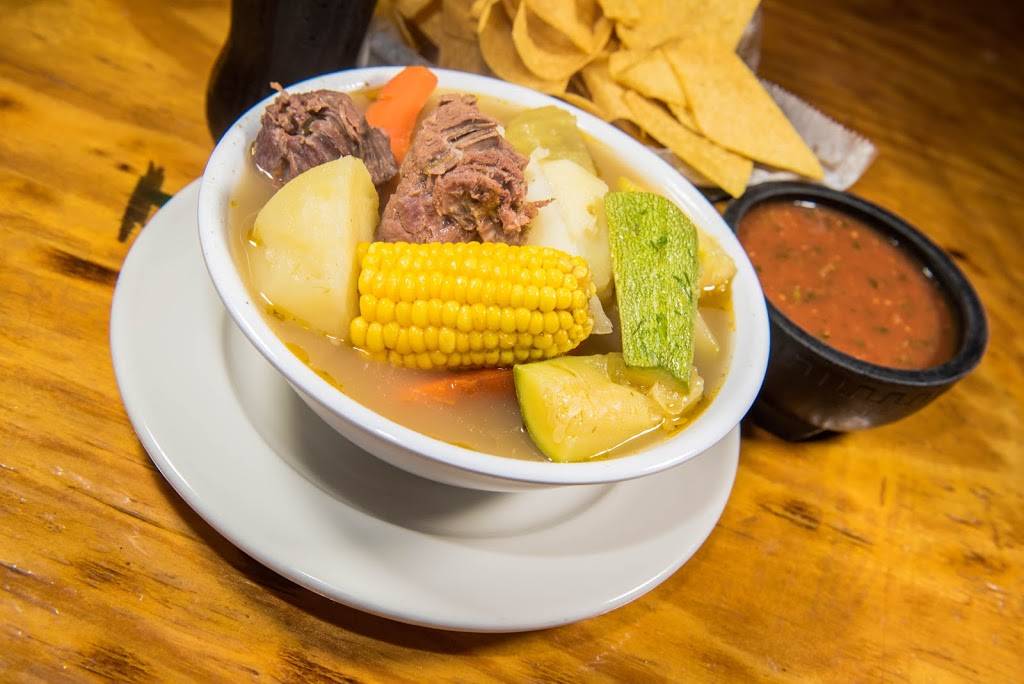 Los Reyes Market and Restaurant Collinsville | restaurant | 69 W Main St, Collinsville, AL 35961, USA | 2565242298 OR +1 256-524-2298